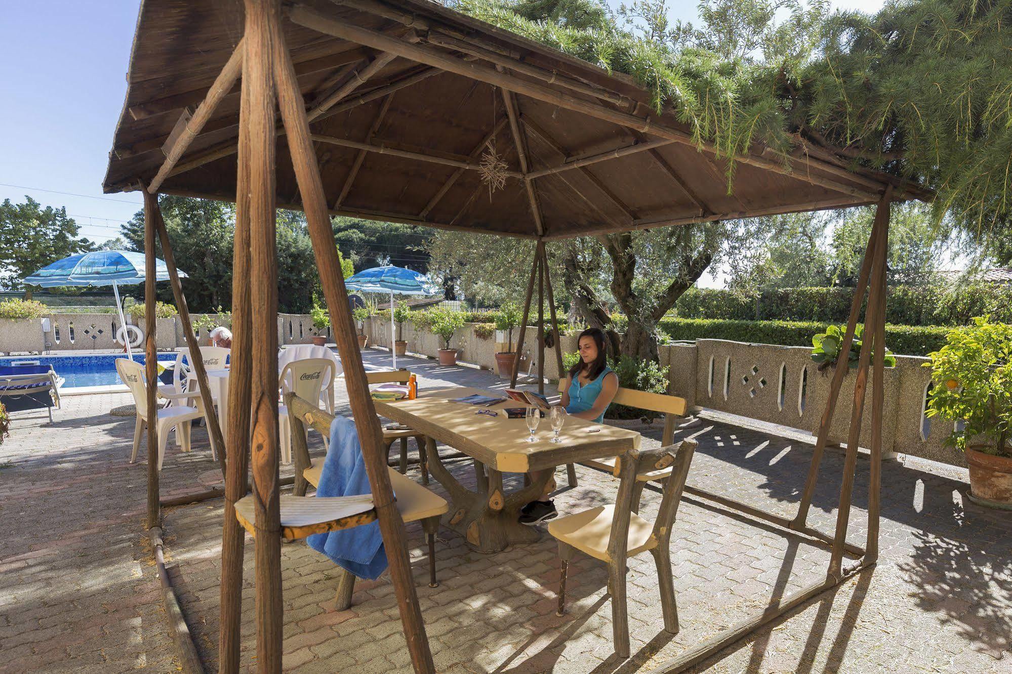 Hotel Darsena Passignano sul Trasimeno Esterno foto